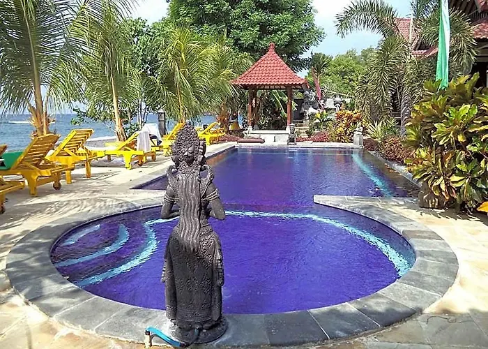 Tradisi Beach Front Villas