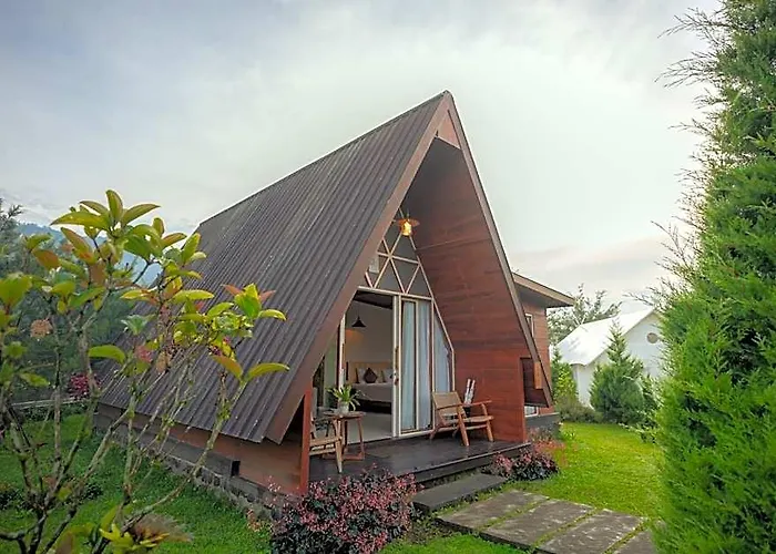 Svargan Lakeside Glamping