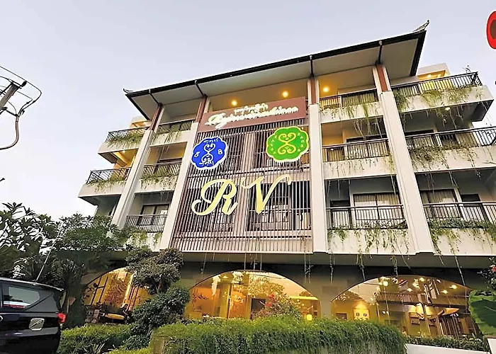 Rv Hotel Gianyar