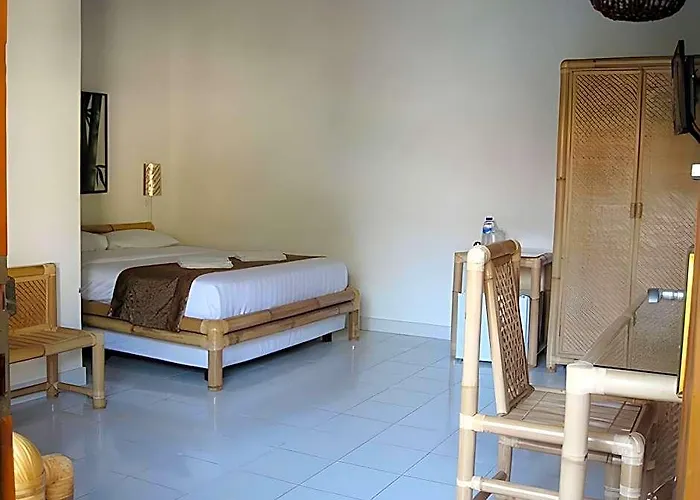 Keyani Bungalows