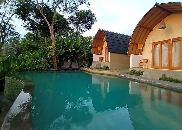 Uma Manyar Sunset Villa