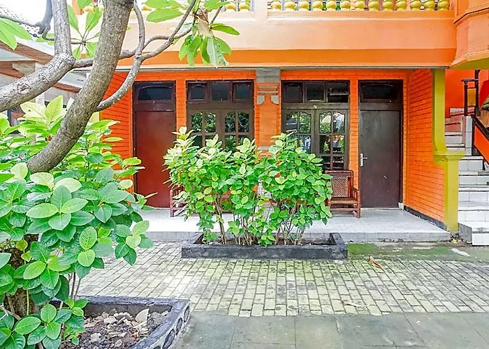 Mahendra Beach Inn