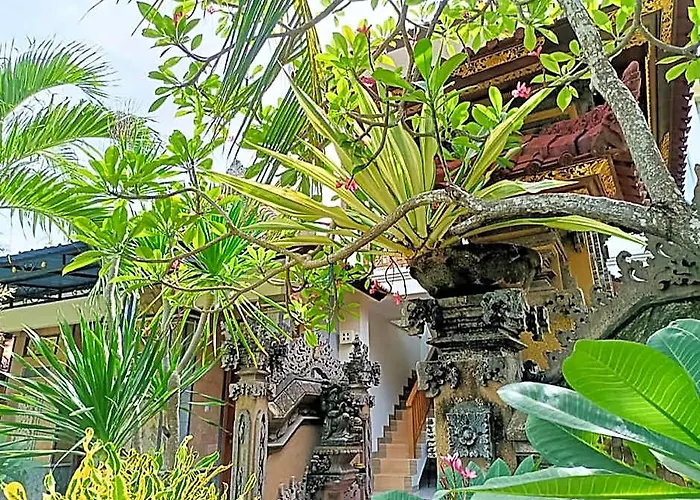 Green Palace Homestay