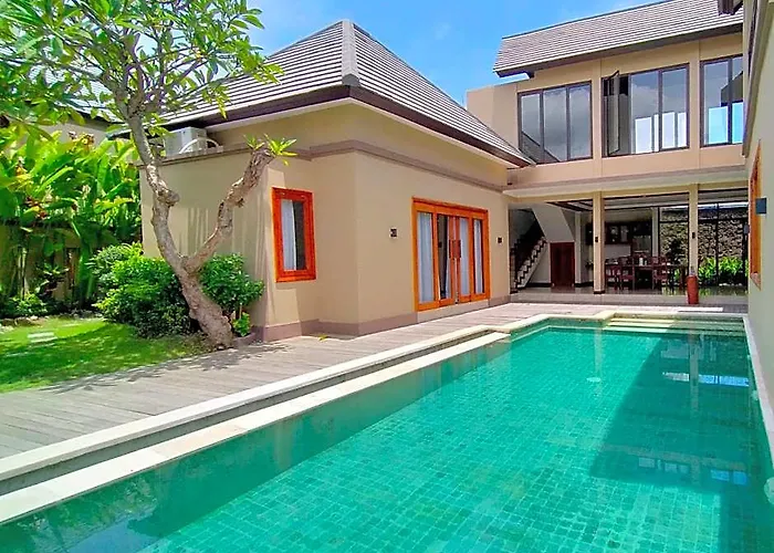 The Grand Villandra Resort Lovina