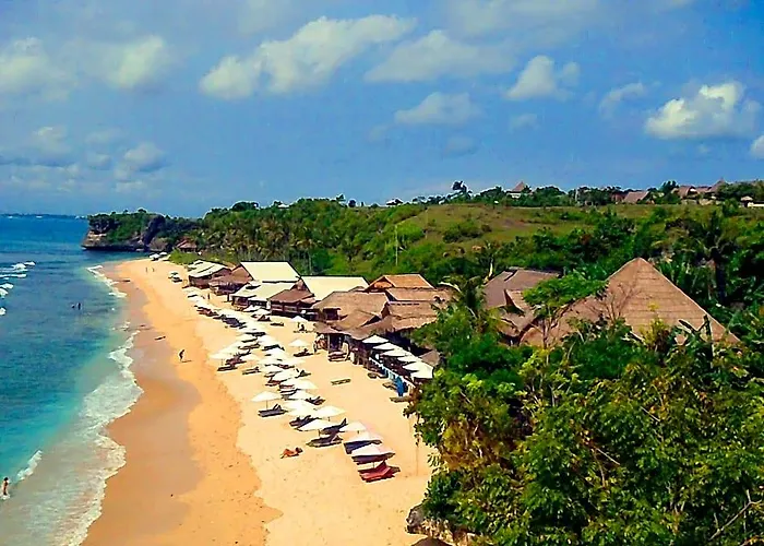 Jimbaran Balangan Beach Front Villa Nakar