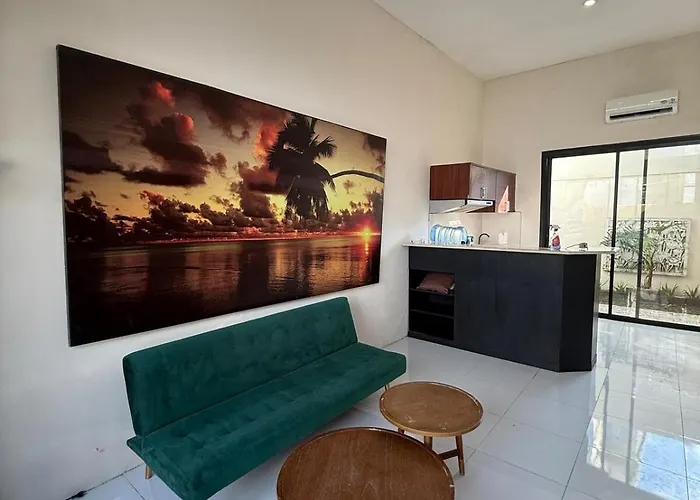2 Br House Near Finn Beach Club
