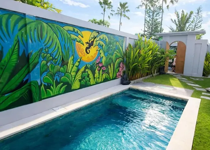 Tropical Pool Villa Taman Sari Bali