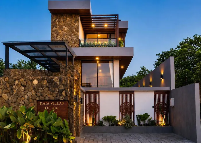 Modern 2Br Private Pool Villa With Rooftop-Nusa Dua