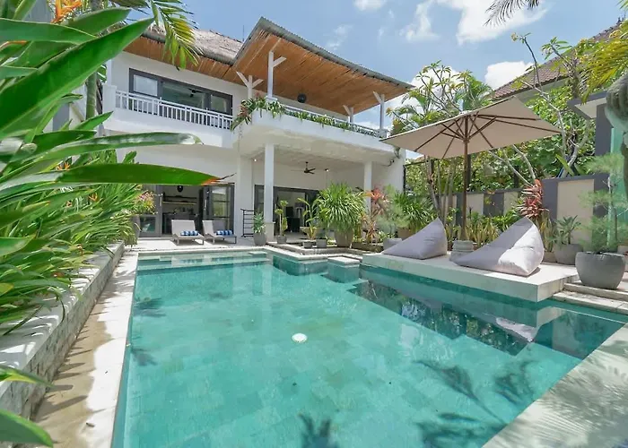 2Br Villa W- Private Pool & Patio