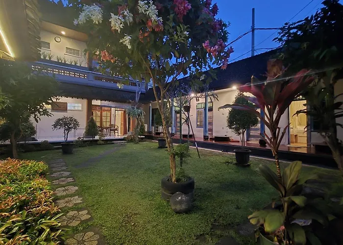 Damuh Backpacker House