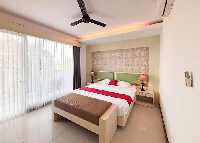 Reddoorz At First Homestay Bypass Kuta
