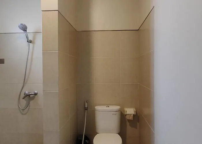 Arya Guest House