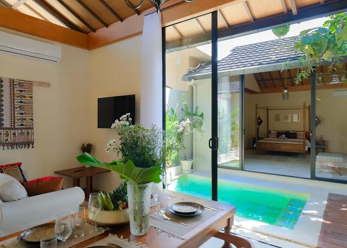 Warm Minimalist 1 Bedroom Villa With Private Pool For A Relaxing Stay
