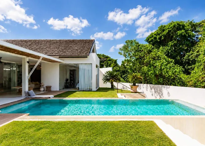 Villa Riva - Private Riverside Villa In Central Pererenan