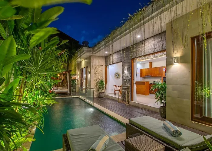 Bali Blue II - Two-Bedroom Tropical Garden Pool Villa Walking Distance From Seminyak Beach