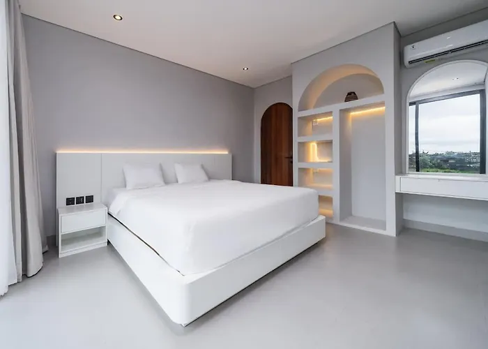 Antorini Villa Unit 4 - Eden Pool House