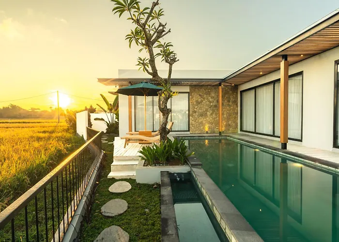 Cahaya Alam Villa