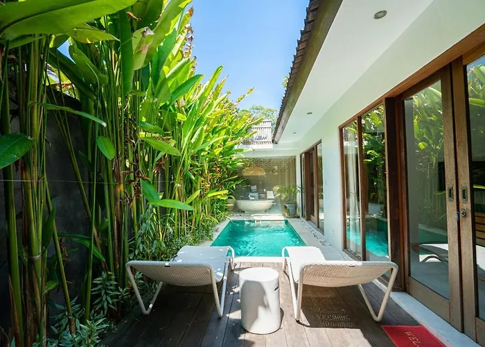 Villa Chavo Pererenan - 1Br With Private Pool