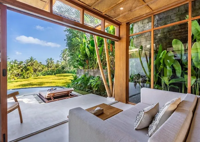 Tropical Bamboo Villa Luxury Aliapard II