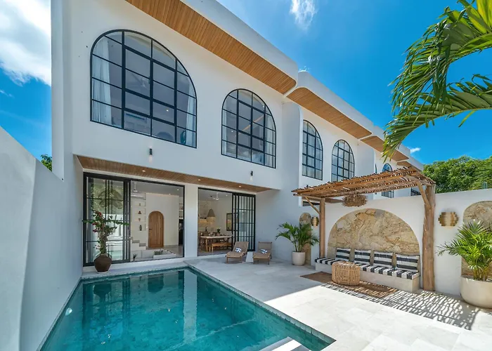 Casawatu - Exquisite 2BR Villa, Private Sanctuary