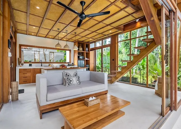 Tropical Bamboo Villa Luxury Aliapard I