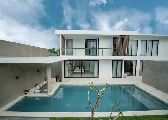 Hillside Heights Jimbaran Residence