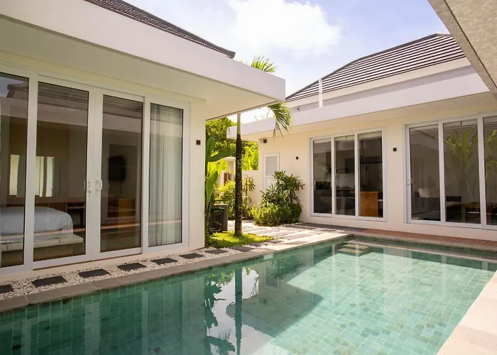 Villa Clove