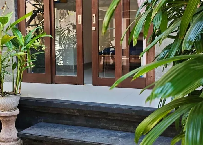 Grahadi41 Guest House Seminyak