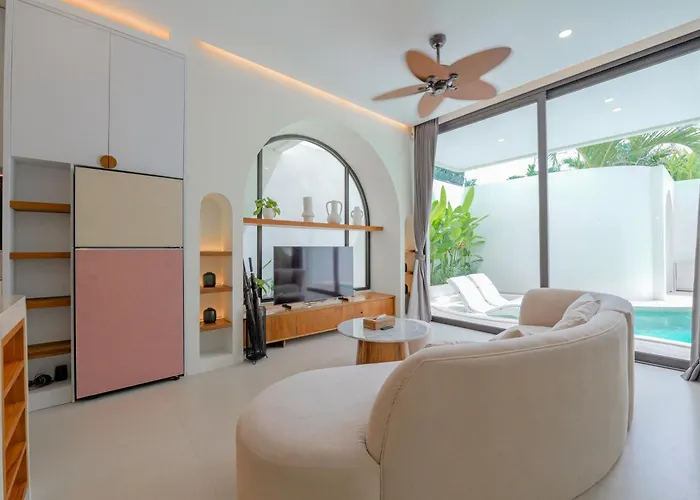 2Br Mediterranean Villa Next To Black Sand Brewery