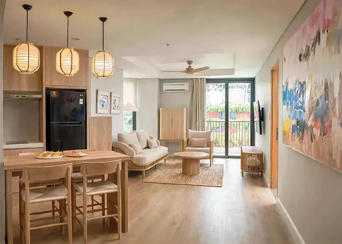 3-Bedroom Garden Suite By Pandawa