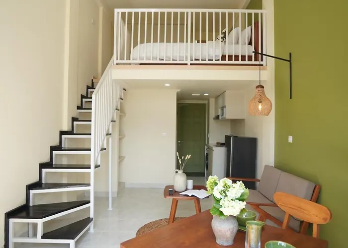 Nagomi Studio Nyanyi