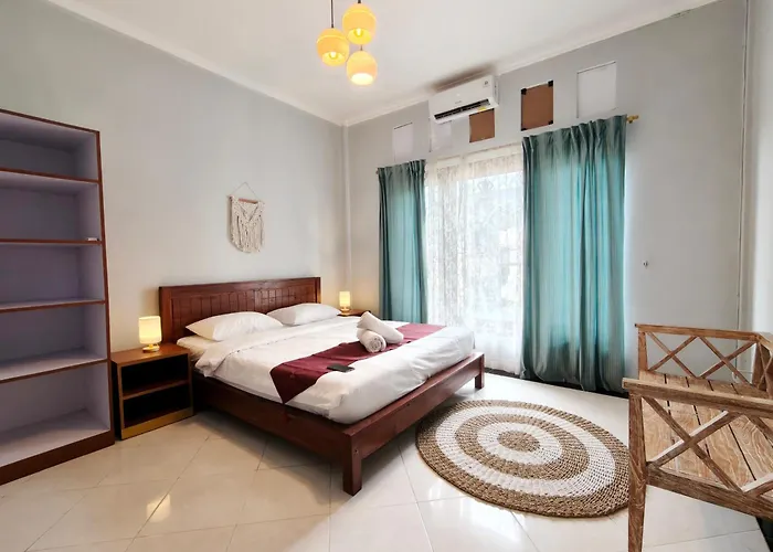 Astina Garden Uluwatu - Tropical & Cozy House In Uluwatu Central