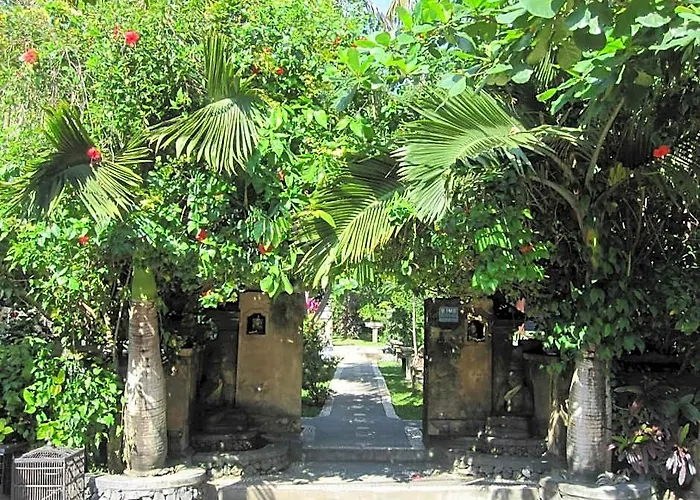 Galang Kangin Bungalows