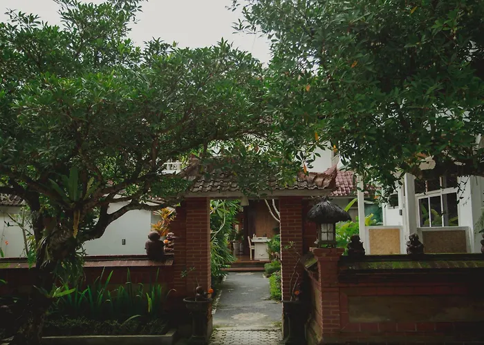 B Saya Villas
