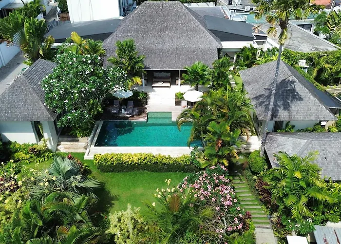 Villa Bodhi Kulture - Huge 5 Bedroom Luxury Villa For Families And Groups In Canggu - Bali