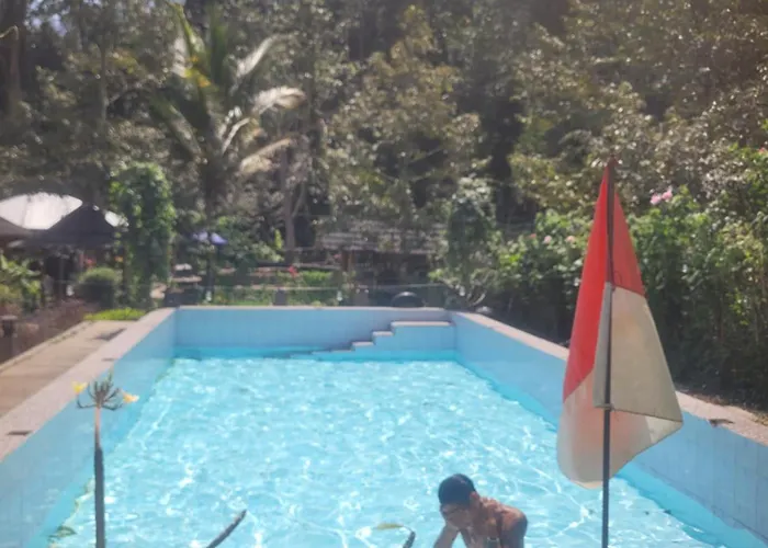 Sriwedari Lodge