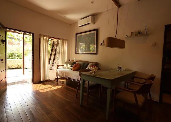 Cozy Bali House For Friends, Family And Digital Nomads