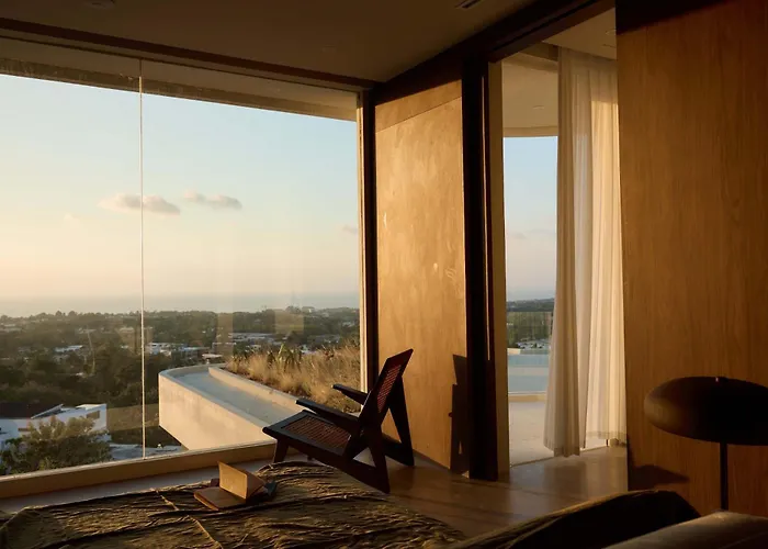 Fira Uluwatu