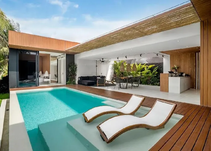 Green Flow Villa By Iam