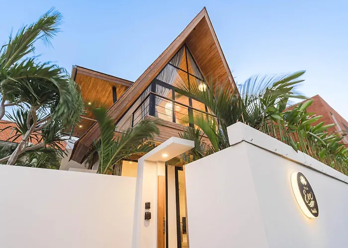 Villa Eve Canggu With Private Pool, & Outdoor Movie Cinema
