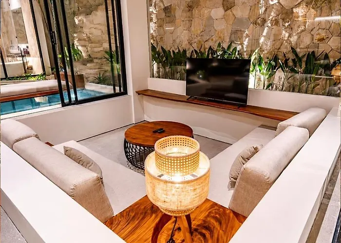 Villa Svargi D 3Br Luxury W Privatepool Near Padang Padang