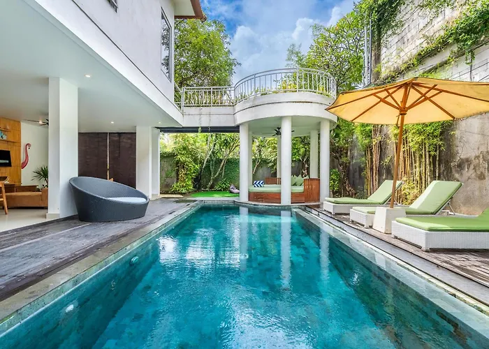 Sunset Escape Villa, Steps From Seminyak Beach