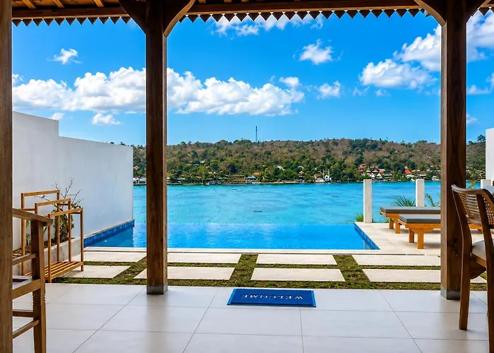 Dutha Nusa Seaview Private Villas - Infinity Pool