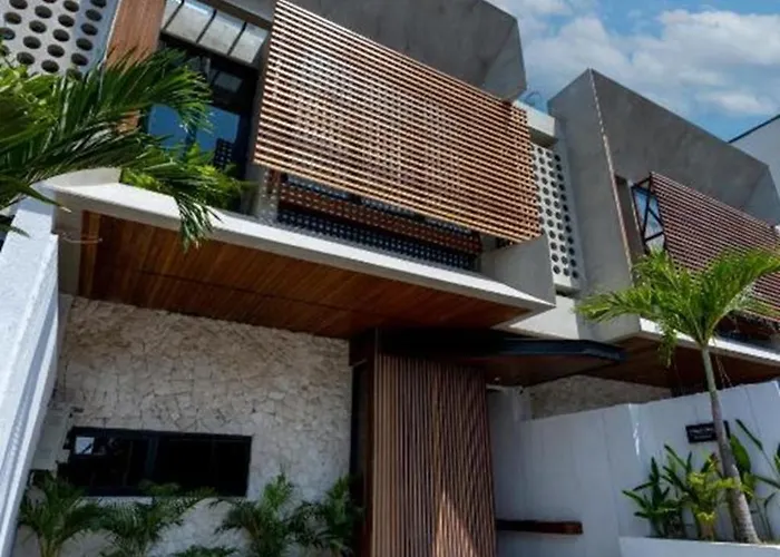 Modern Bali Villa With Private Pool Walk To Beach