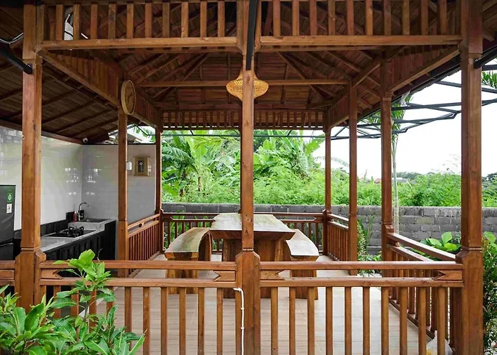 Santhara Canggu Wooden House