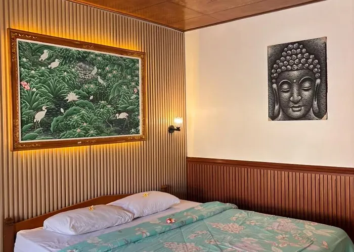 Barclona Guesthouses Lovina