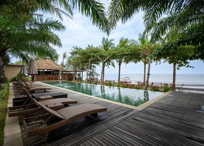 The Grand Villandra Resort Lovina