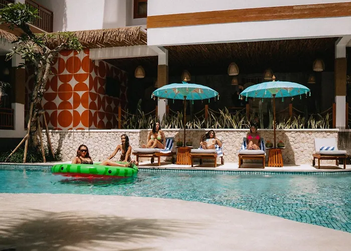 Roomates Beach Hostel Canggu By Ini Vie Hospitality