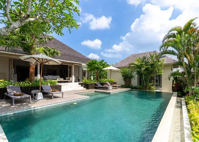 Villa Bodhi Kulture - 5Br Tropical Estate With Huge Infinity Pool In Canggu