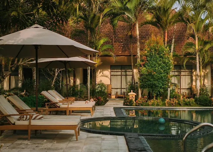 Rossa Garden Hotel